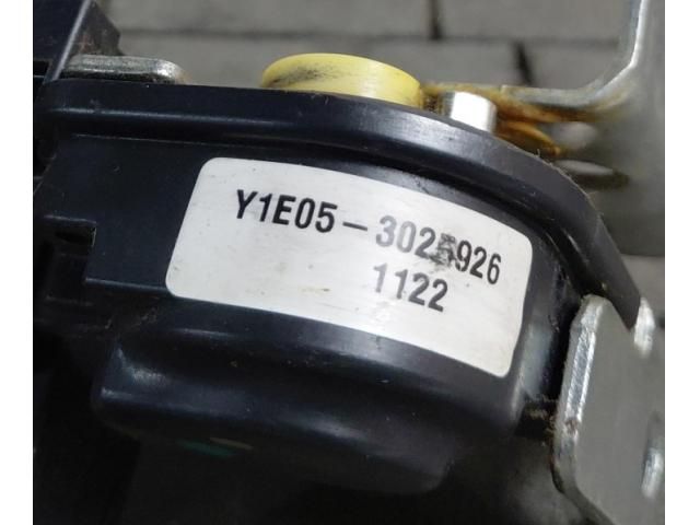 bontott JEEP GRAND CHEROKEE Csomagtérajtó Zárszerkezet