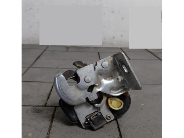 bontott JEEP GRAND CHEROKEE Csomagtérajtó Zárszerkezet