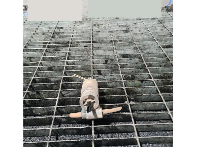 bontott JEEP GRAND CHEROKEE Első Ablakmosó Szivattyú