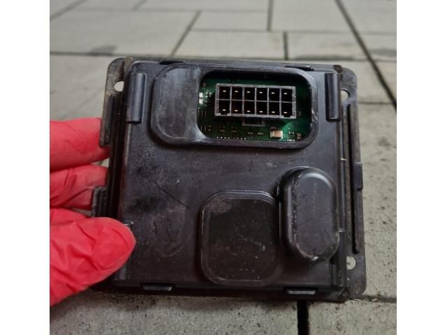 bontott JEEP GRAND CHEROKEE Fényszóró Elektronika