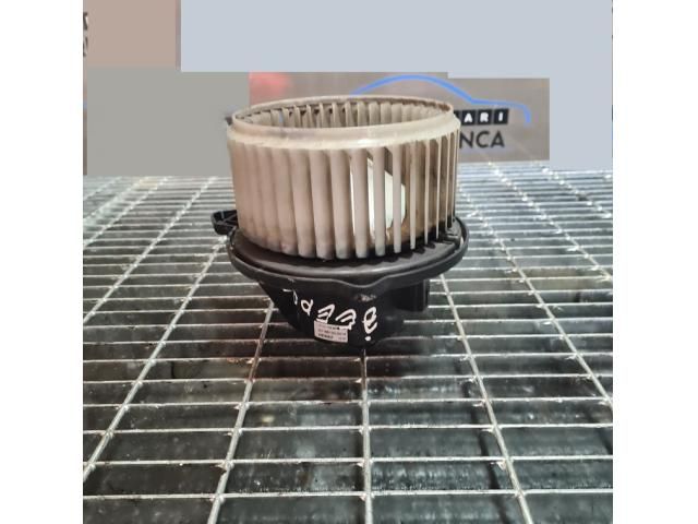 bontott JEEP GRAND CHEROKEE Fűtőmotor (Klímás)