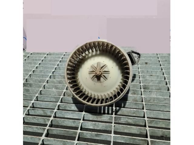 bontott JEEP GRAND CHEROKEE Fűtőmotor (Klímás)