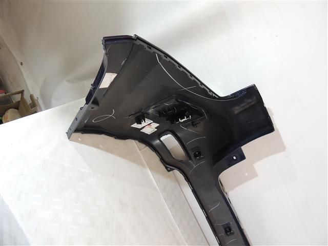 bontott JEEP GRAND CHEROKEE Hátsó Lökhárító (Részeivel)