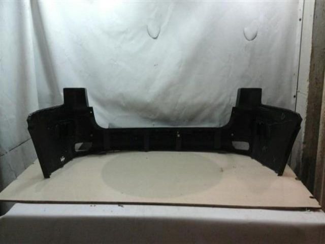 bontott JEEP GRAND CHEROKEE Hátsó Lökhárító (Üresen)