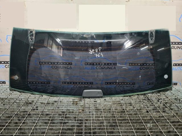 bontott JEEP GRAND CHEROKEE Hátsó Szélvédő