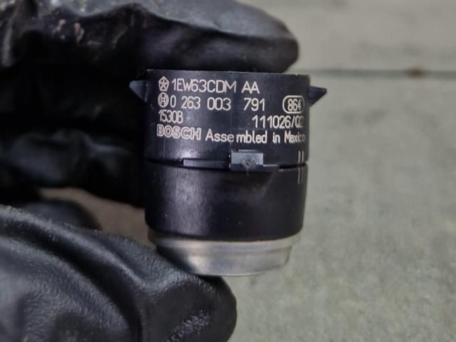 bontott JEEP GRAND CHEROKEE Hátsó Tolatóradar Fej