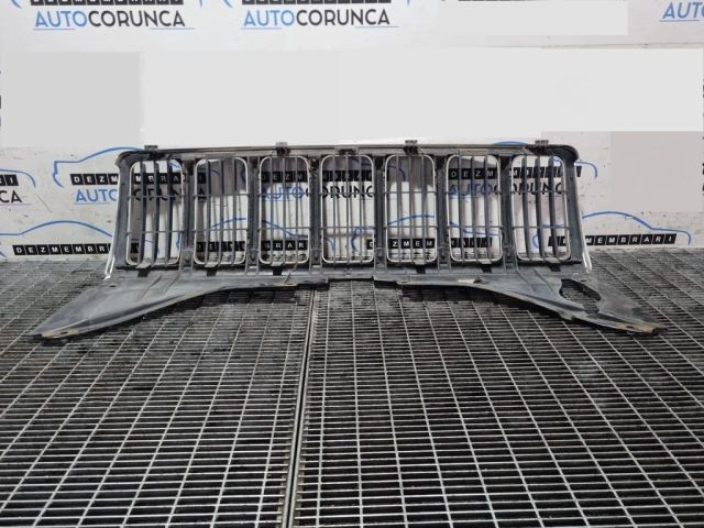 bontott JEEP GRAND CHEROKEE Hűtőrács