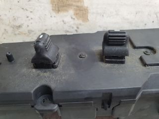 bontott JEEP GRAND CHEROKEE Jobb első Ablakemelő Kapcsoló