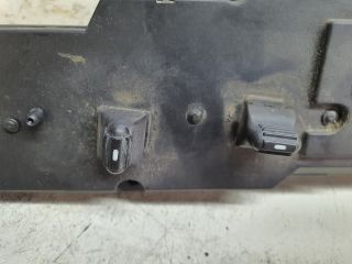 bontott JEEP GRAND CHEROKEE Jobb első Ablakemelő Kapcsoló