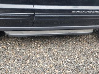 bontott JEEP GRAND CHEROKEE Jobb első Ajtó (Üres lemez)