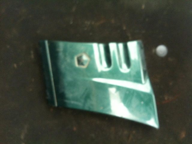 bontott JEEP GRAND CHEROKEE Jobb első Sárvédő Szélesítő