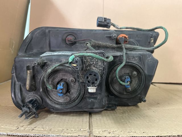 bontott JEEP GRAND CHEROKEE Jobb Fényszóró