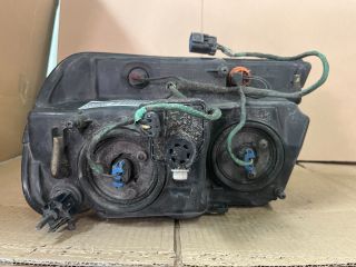 bontott JEEP GRAND CHEROKEE Jobb Fényszóró