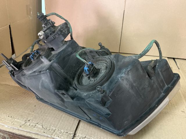 bontott JEEP GRAND CHEROKEE Jobb Fényszóró