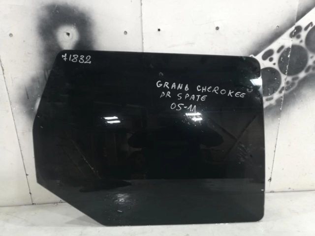 bontott JEEP GRAND CHEROKEE Jobb hátsó Ablak