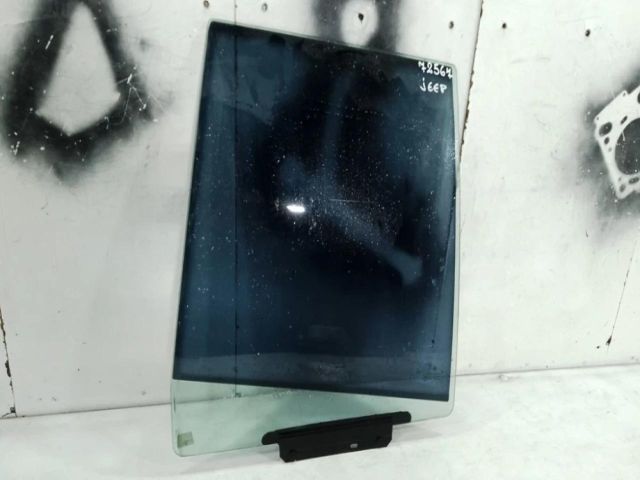 bontott JEEP GRAND CHEROKEE Jobb hátsó Ablak