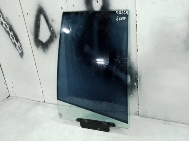 bontott JEEP GRAND CHEROKEE Jobb hátsó Ablak