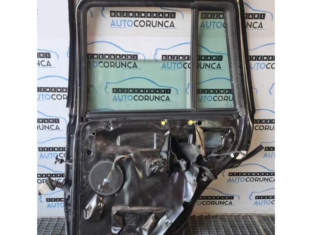 bontott JEEP GRAND CHEROKEE Jobb hátsó Ajtó (Üres lemez)