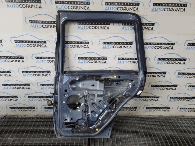 bontott JEEP GRAND CHEROKEE Jobb hátsó Ajtó (Üres lemez)