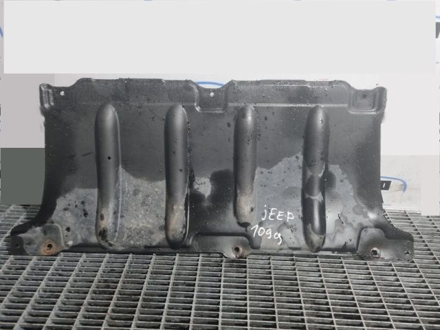 bontott JEEP GRAND CHEROKEE Kartervédő