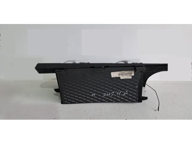 bontott JEEP GRAND CHEROKEE Kesztyűtartó