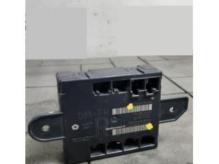 bontott JEEP GRAND CHEROKEE Komfort Elektronika