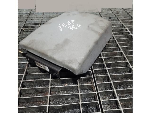 bontott JEEP GRAND CHEROKEE Könyöklő