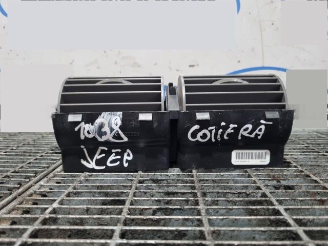 bontott JEEP GRAND CHEROKEE Középső Szellőző