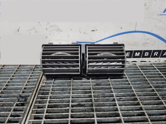 bontott JEEP GRAND CHEROKEE Középső Szellőző