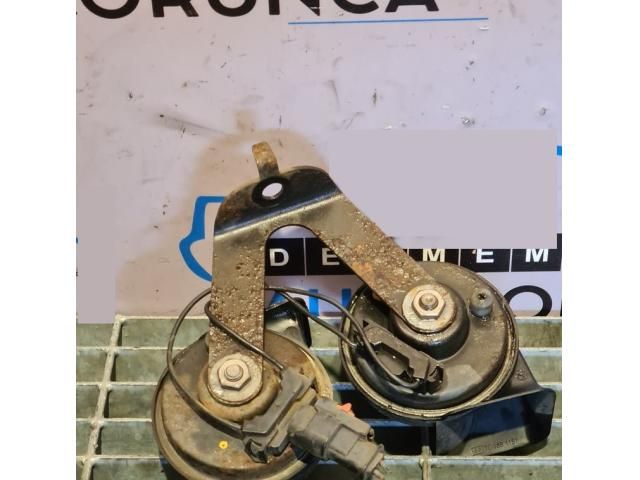 bontott JEEP GRAND CHEROKEE Kürt