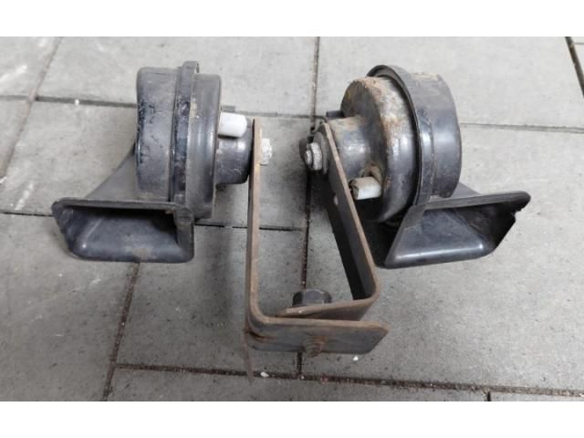 bontott JEEP GRAND CHEROKEE Kürt