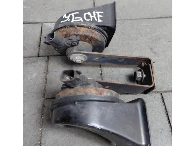 bontott JEEP GRAND CHEROKEE Kürt