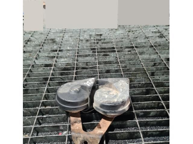 bontott JEEP GRAND CHEROKEE Kürt