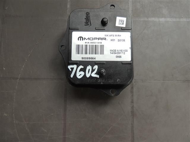 bontott JEEP GRAND CHEROKEE Lámpa Vezérlő