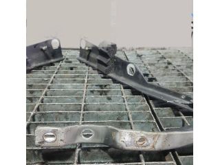 bontott JEEP GRAND CHEROKEE Motorháztető Zsanér Pár