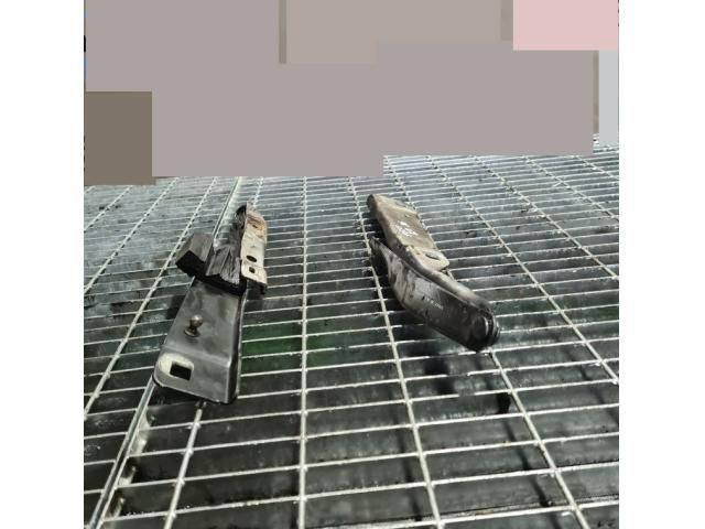 bontott JEEP GRAND CHEROKEE Motorháztető Zsanér Pár