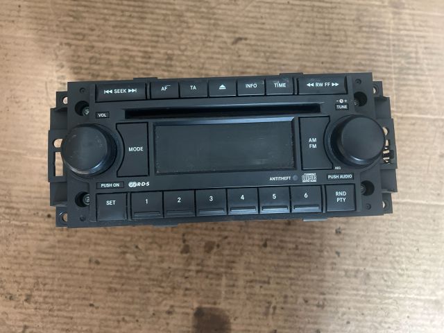 bontott JEEP GRAND CHEROKEE Rádió / CD