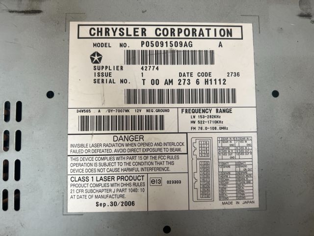 bontott JEEP GRAND CHEROKEE Rádió / CD