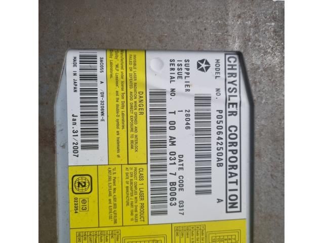 bontott JEEP GRAND CHEROKEE Rádió / CD