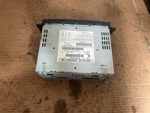 bontott JEEP GRAND CHEROKEE Rádió / CD