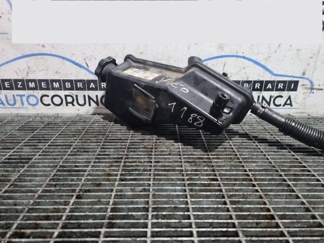 bontott JEEP GRAND CHEROKEE Szervóolaj Tartály