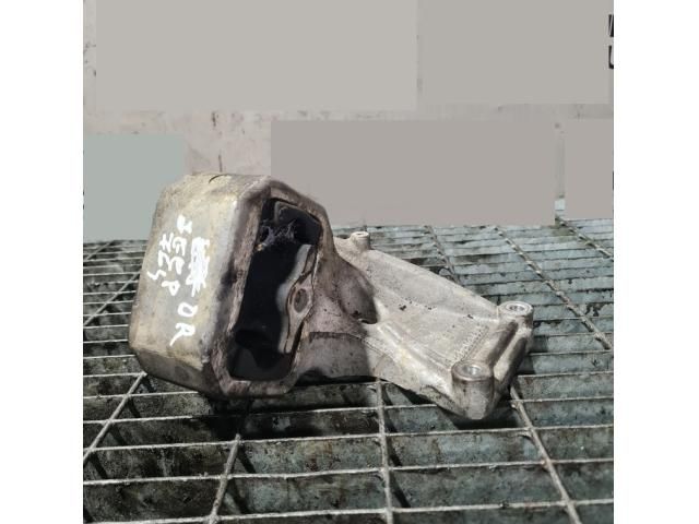 bontott JEEP GRAND CHEROKEE Tartó Bak