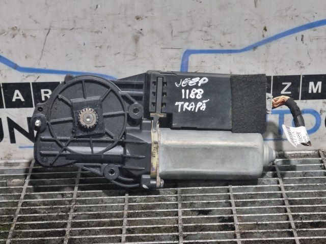 bontott JEEP GRAND CHEROKEE Tetőablak