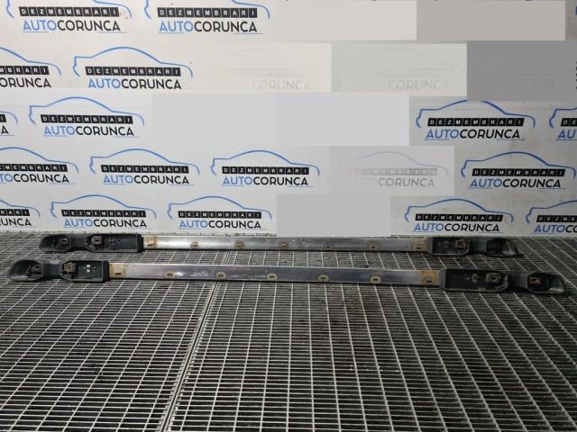 bontott JEEP GRAND CHEROKEE Tetősín Pár