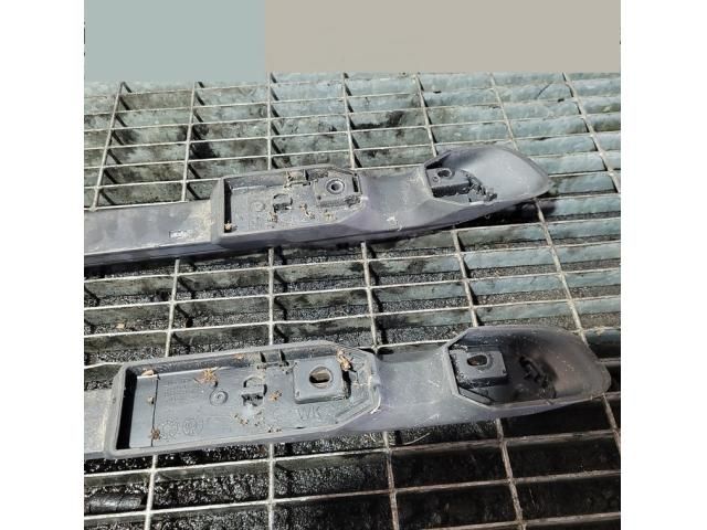 bontott JEEP GRAND CHEROKEE Tetősín Pár