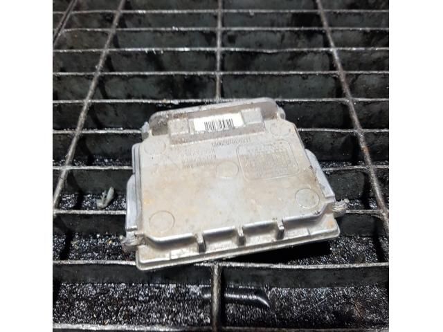 bontott JEEP GRAND CHEROKEE Xenon Trafó