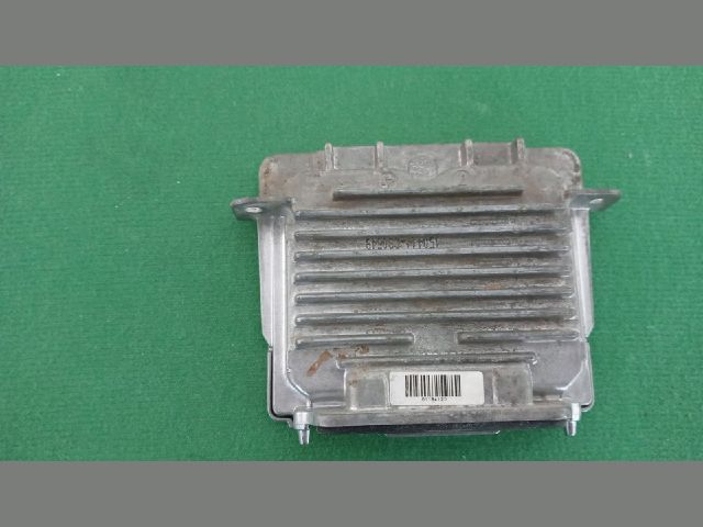 bontott JEEP GRAND CHEROKEE Xenon Trafó