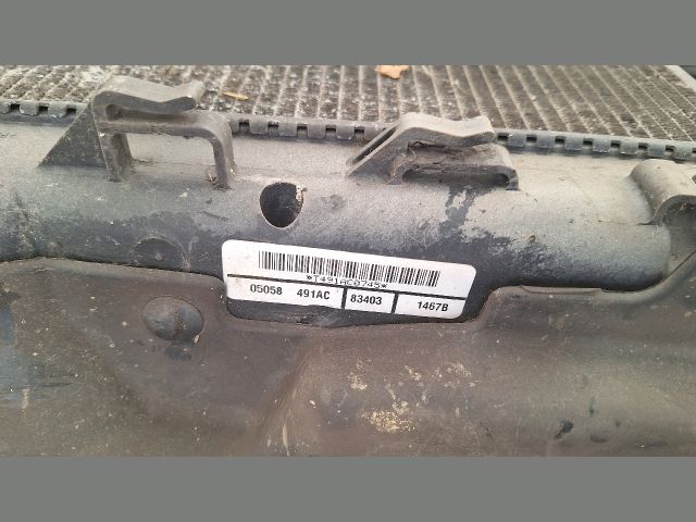 bontott JEEP PATRIOT Vízhűtő Radiátor (Klímás)