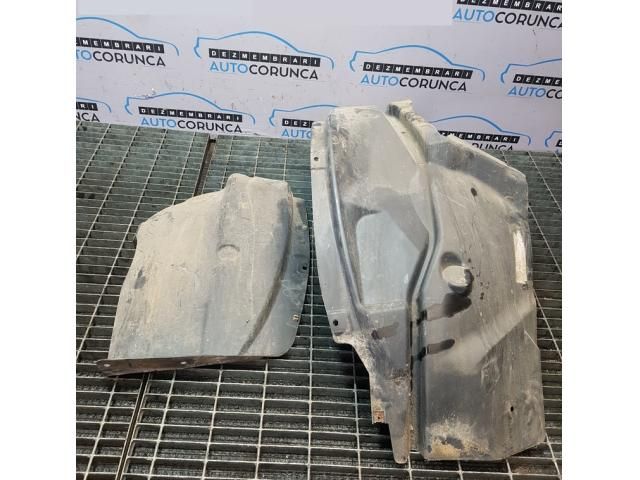 bontott JEEP PATRIOT Bal első Dobbetét (Kerékjárati, Műanyag)