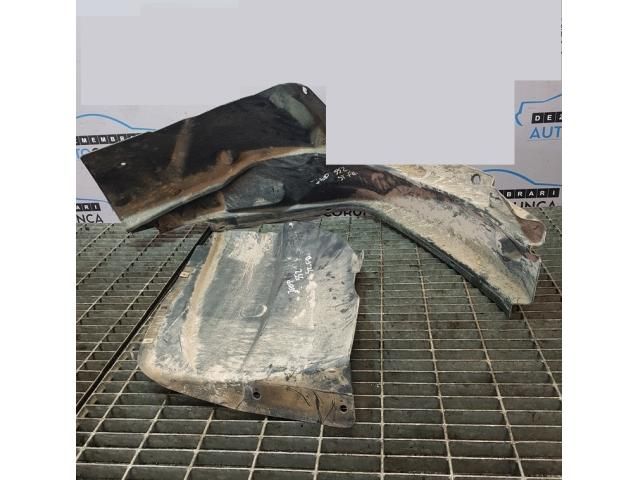 bontott JEEP PATRIOT Bal első Dobbetét (Kerékjárati, Műanyag)